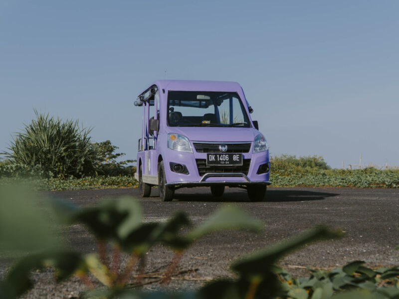 Island buggy rental for exploring Nusa Lembongan