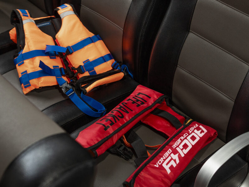 LIFE JACKETS AND INSTRUCTION